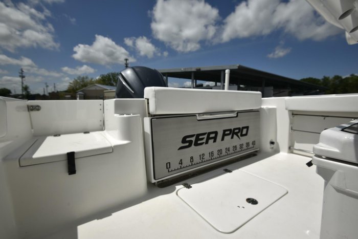 Sea Pro 239 Deep V DLX 2023 | HMY Yachts