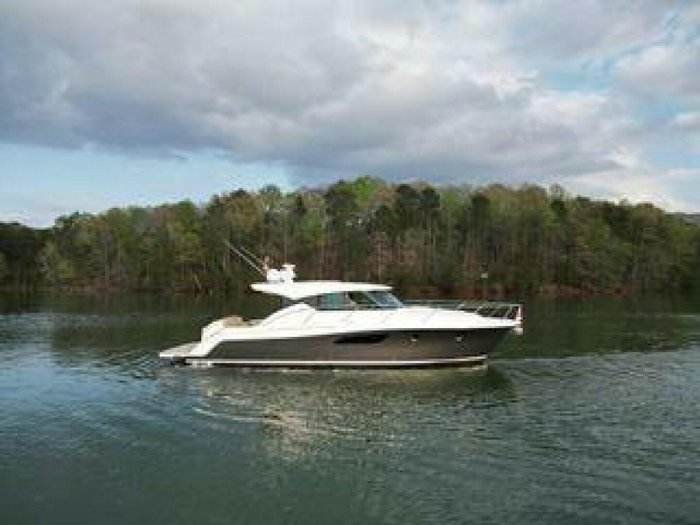 Tiara Yachts 44 Coupe 2016 