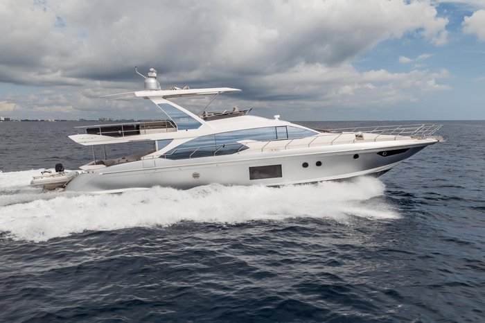 完売 Azimut 66 Yachts HMY | 2019 FLY 航空機・ヘリコプター