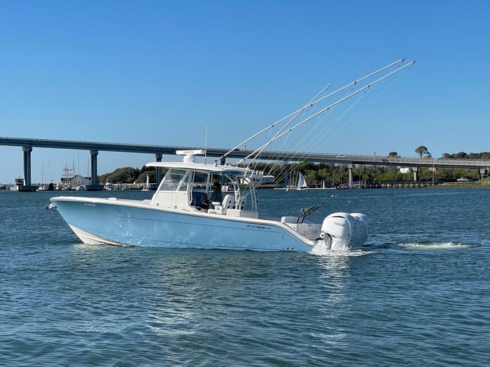 Cobia 350 CC 2023 