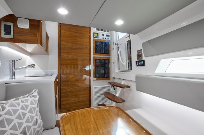 Valhalla Boatworks V-46 2022 