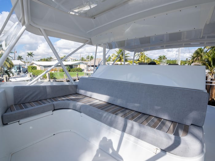 Viking 58 Convertible 1998 