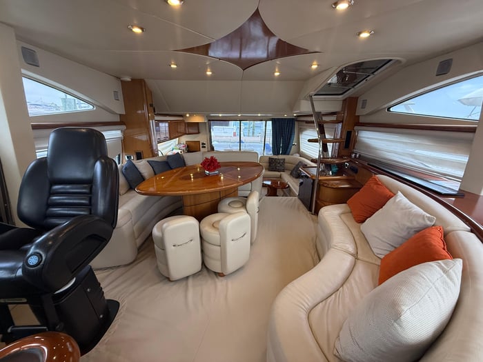 Sunseeker Manhattan 64 2004 