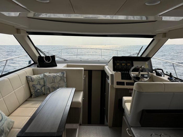 Regal 38 XO 2022 