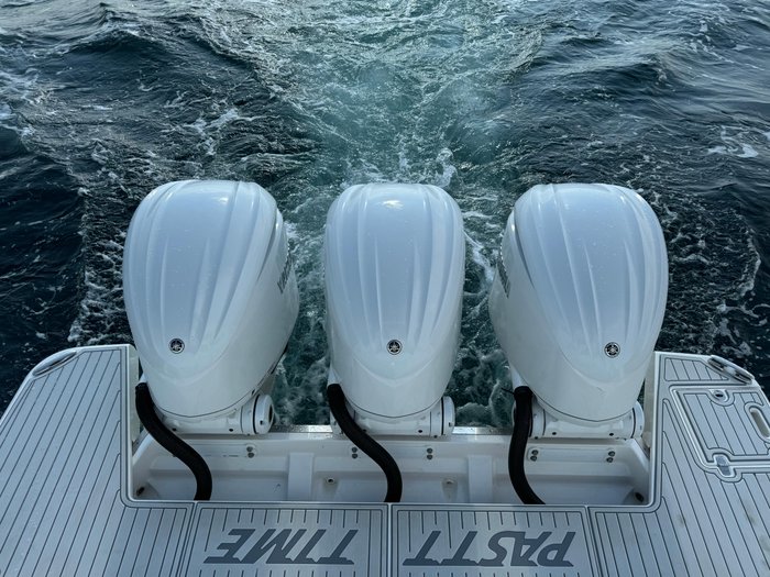 Regal 38 XO 2022 