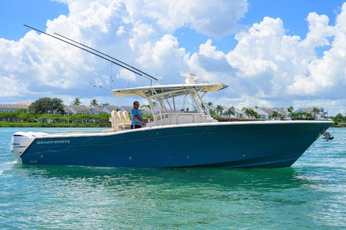 Grady-White Canyon 336 2020 