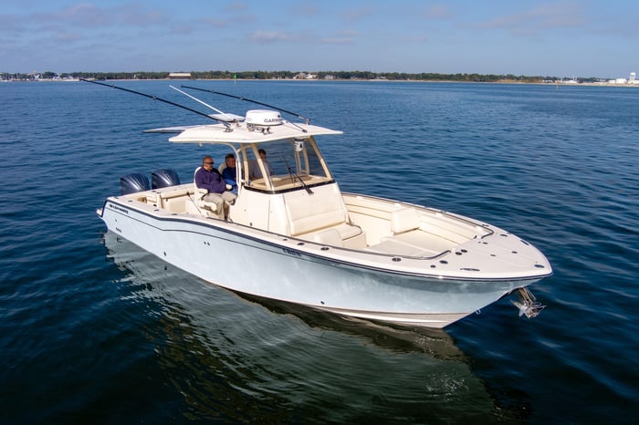 Grady-White Canyon 326 2022 