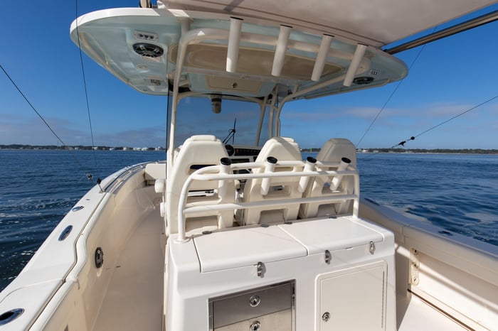 Grady-White Canyon 326 2022 