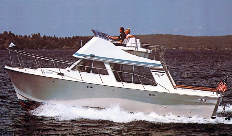34 Sedan | HMY Yachts