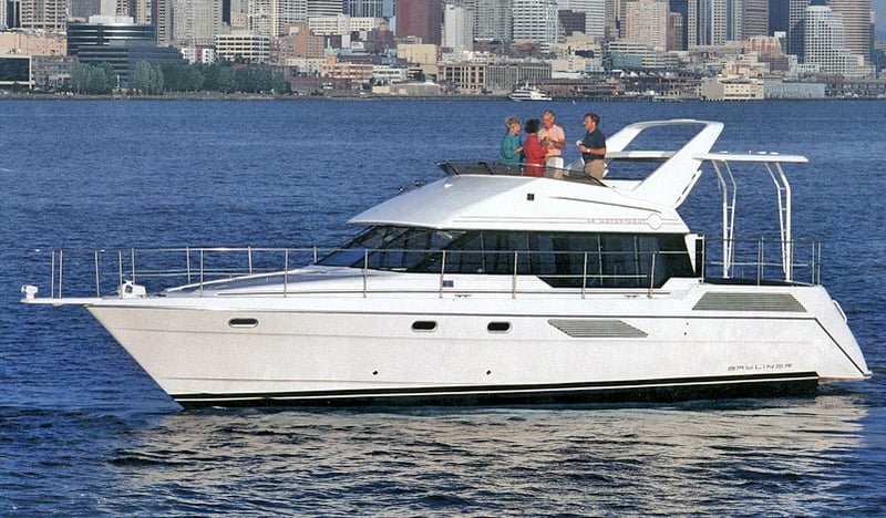Bayliner 4387 Aft Cabin Motor Yacht (1990–93) — Specs, Photos & Review ...