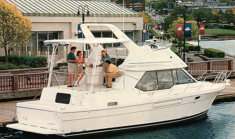 4087 Cockpit Motor Yacht | HMY Yachts
