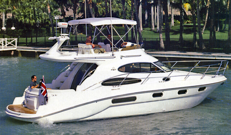 F37 Flybridge