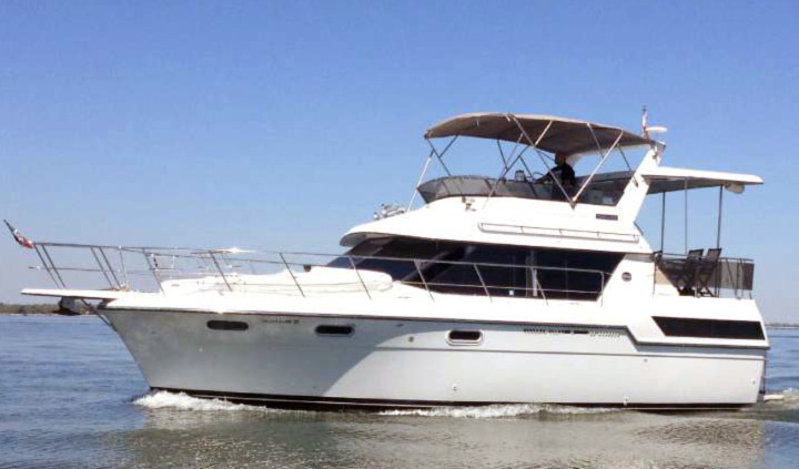 3807 Aft Cabin; 390 Aft Cabin