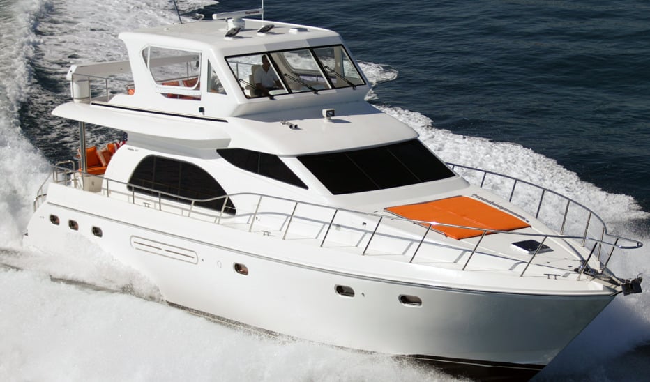 600 Motor Yacht; 660 Cockpit MY