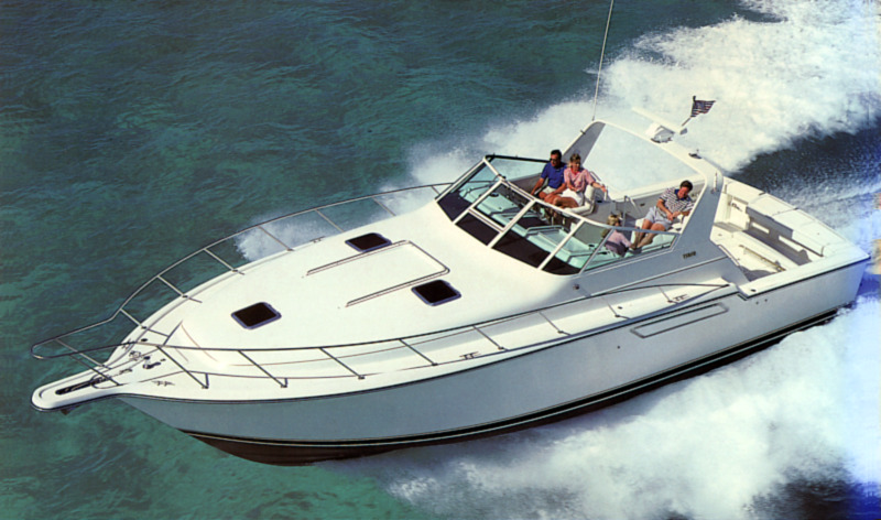 アヤサメ 4300 Open | HMY Yachts