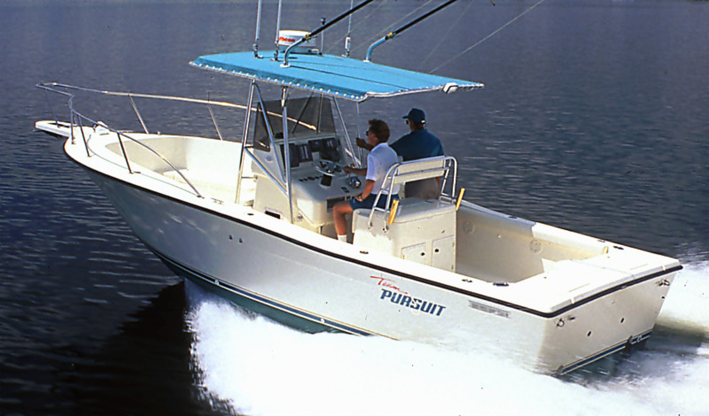 2600 Center Console Inboard