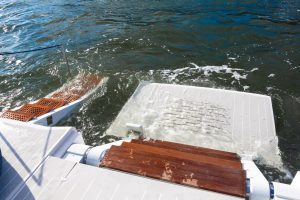 OKEAN 80 Swim Platform Submerged