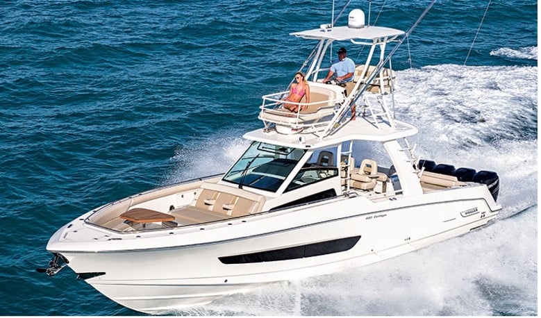 Boston-Whaler-420-Outrage-Top-Selling-CC-Blog